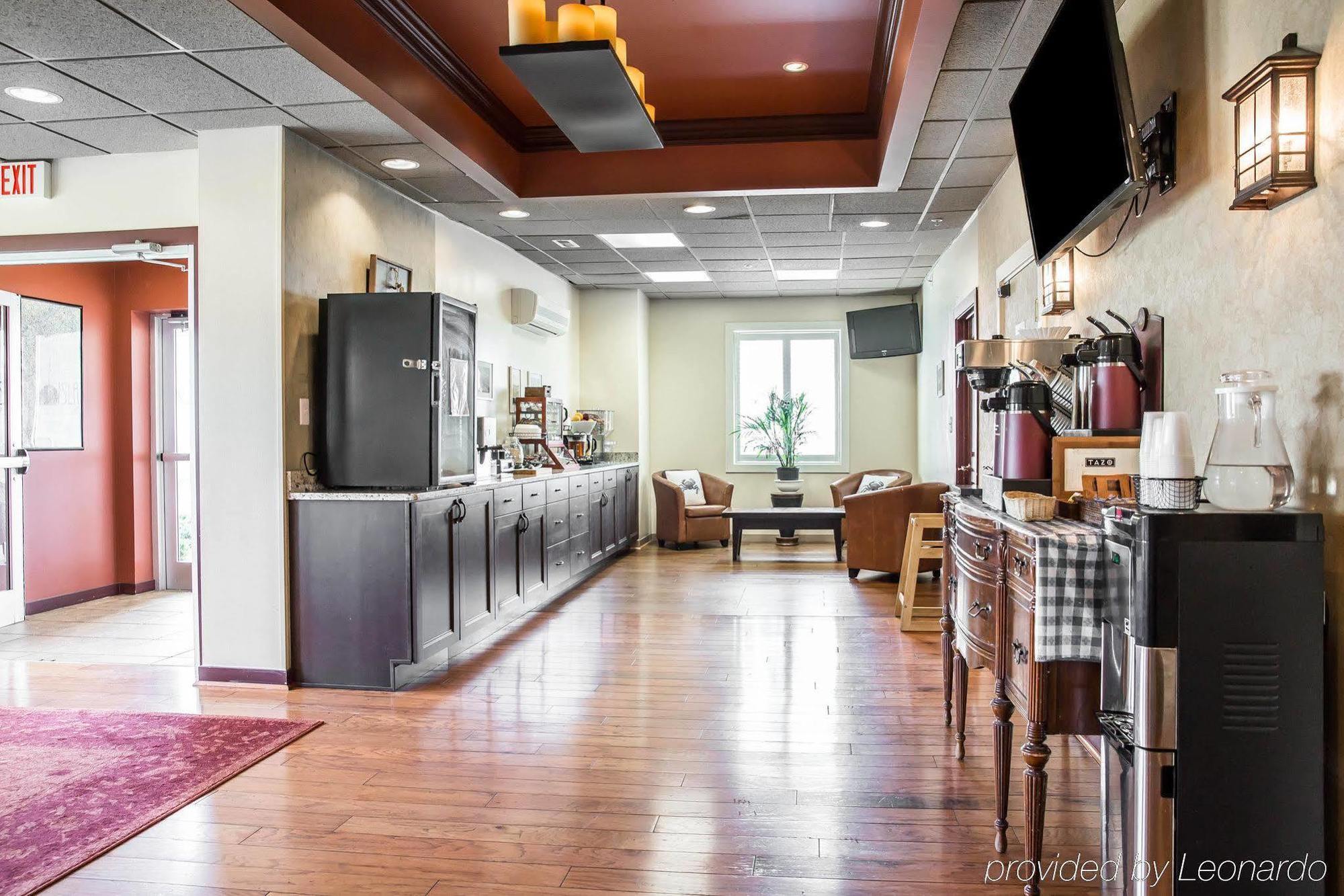 Island Inn & Suites, Ascend Hotel Collection Piney Point Buitenkant foto