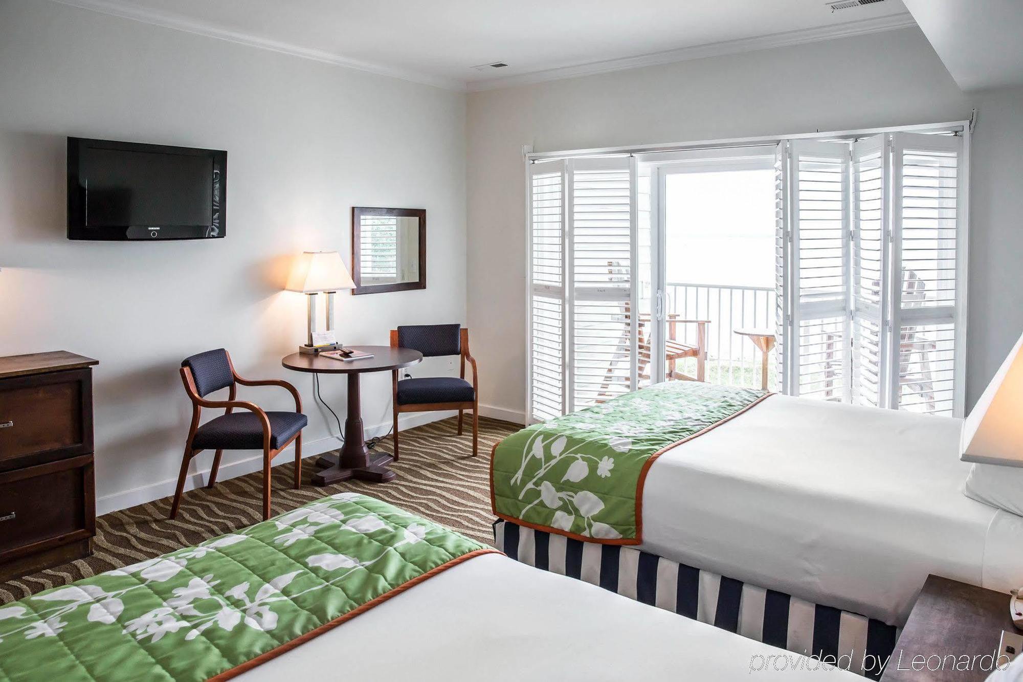 Island Inn & Suites, Ascend Hotel Collection Piney Point Buitenkant foto